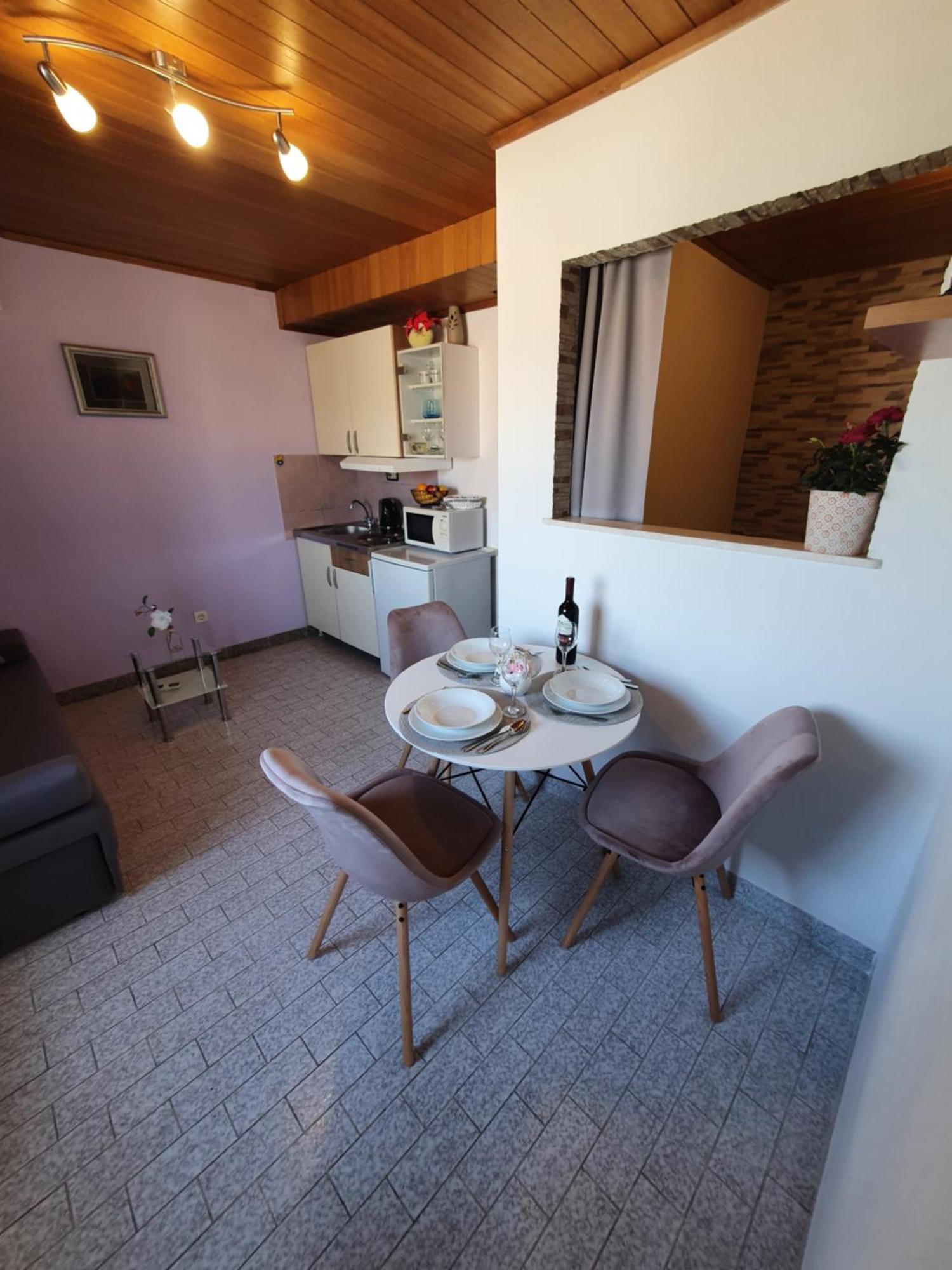 Apartmani Daria & Jure Trogir Ngoại thất bức ảnh